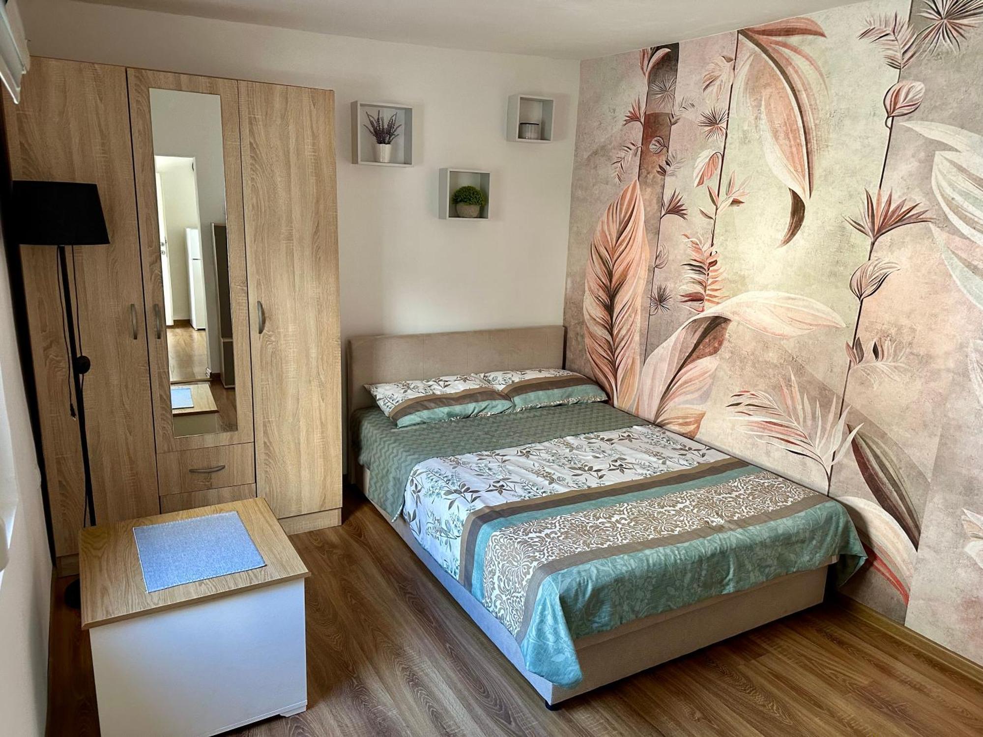 The Old Town House Apartment *